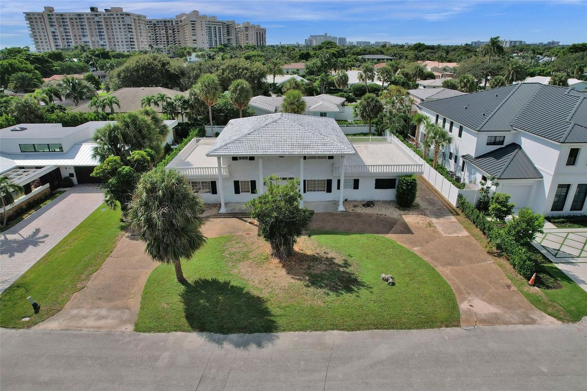 Exterior, Drone