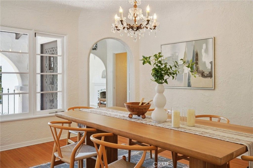 Chandelier, Dining room, Interior, Wood Texture Flooring