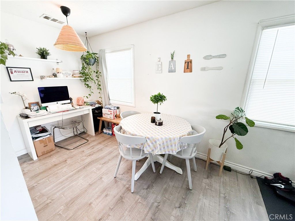 Dining room, Interior, Wood Texture Flooring