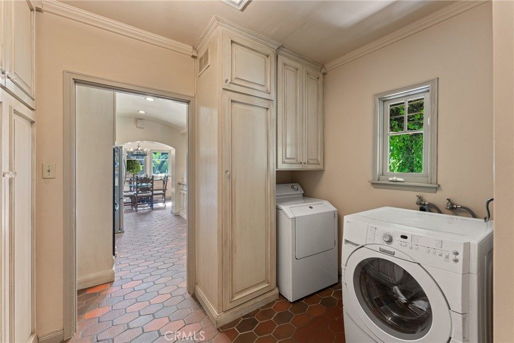Interior, Recessed Lighting, Washer