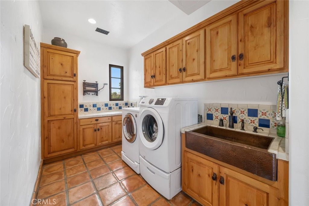 Interior, Recessed Lighting, Washer