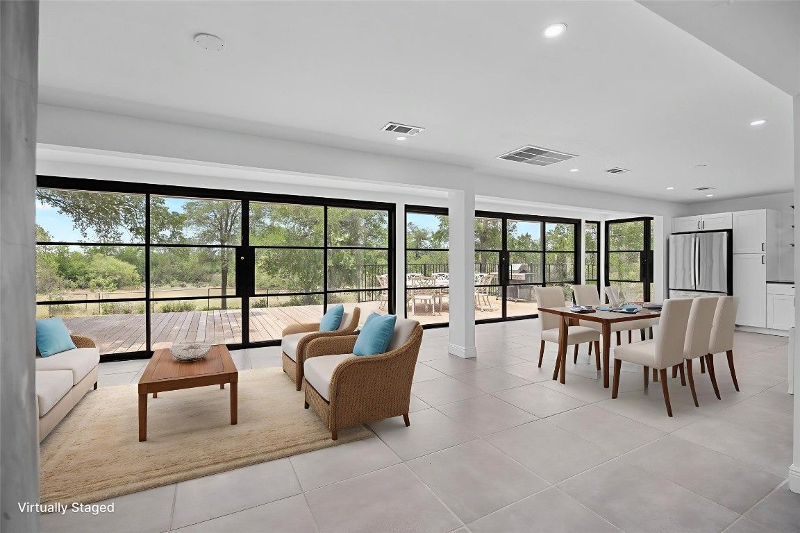 Dining room, Interior, Living room, Recessed Lighting