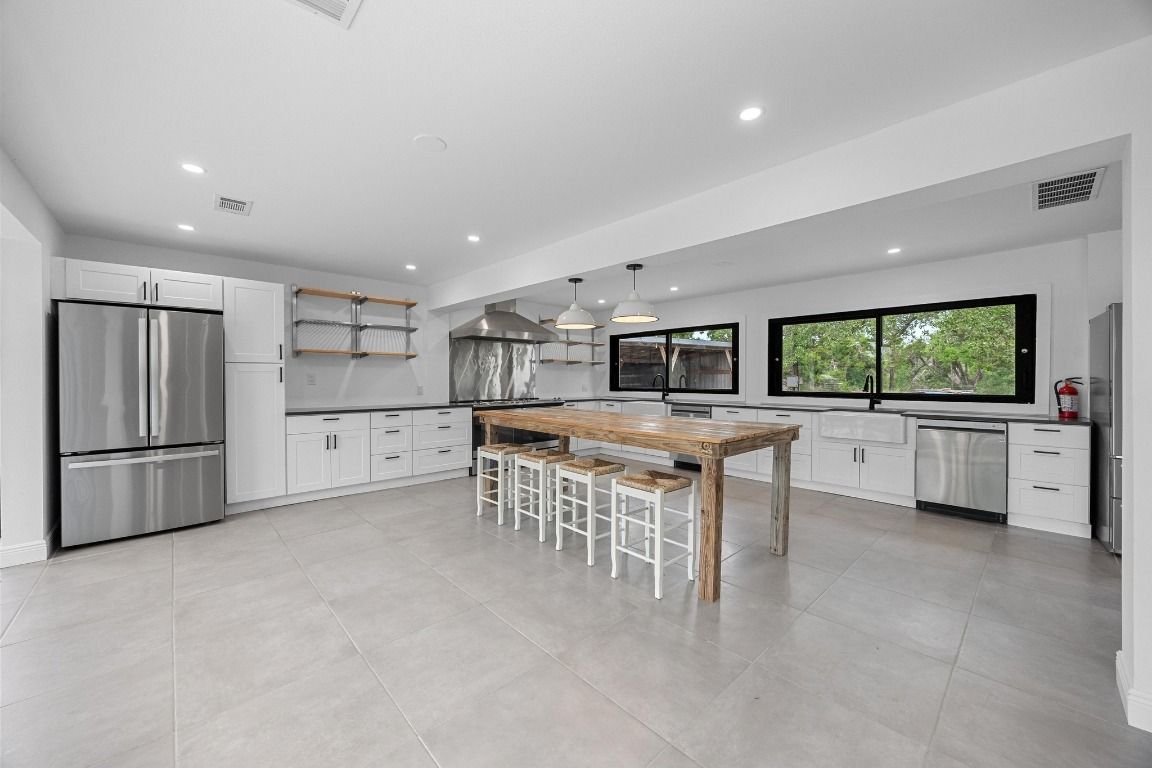 Interior, Kitchen, Pendant Lights, Recessed Lighting, Stainless Steel Appliances