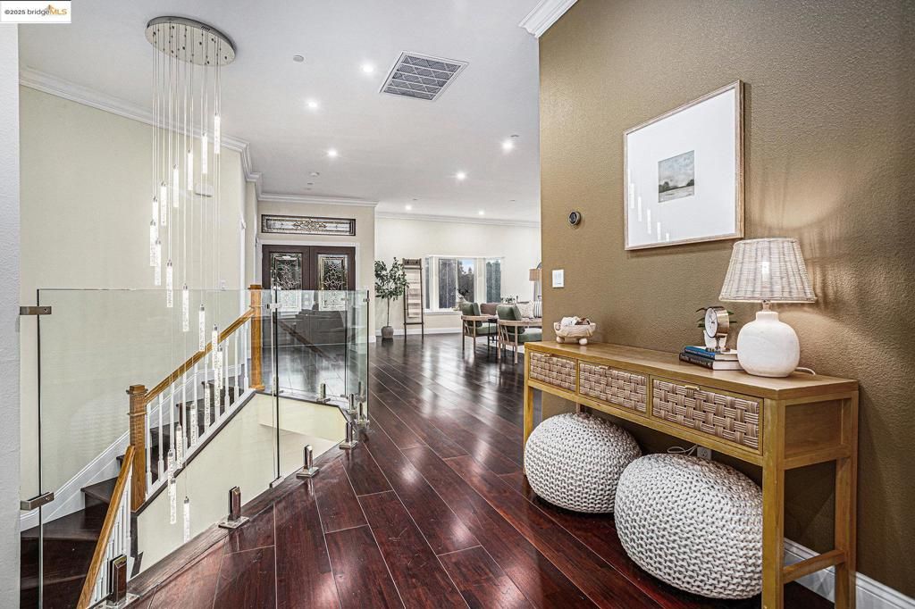 Dining room, Interior, Pendant Lights, Recessed Lighting, Wood Texture Flooring