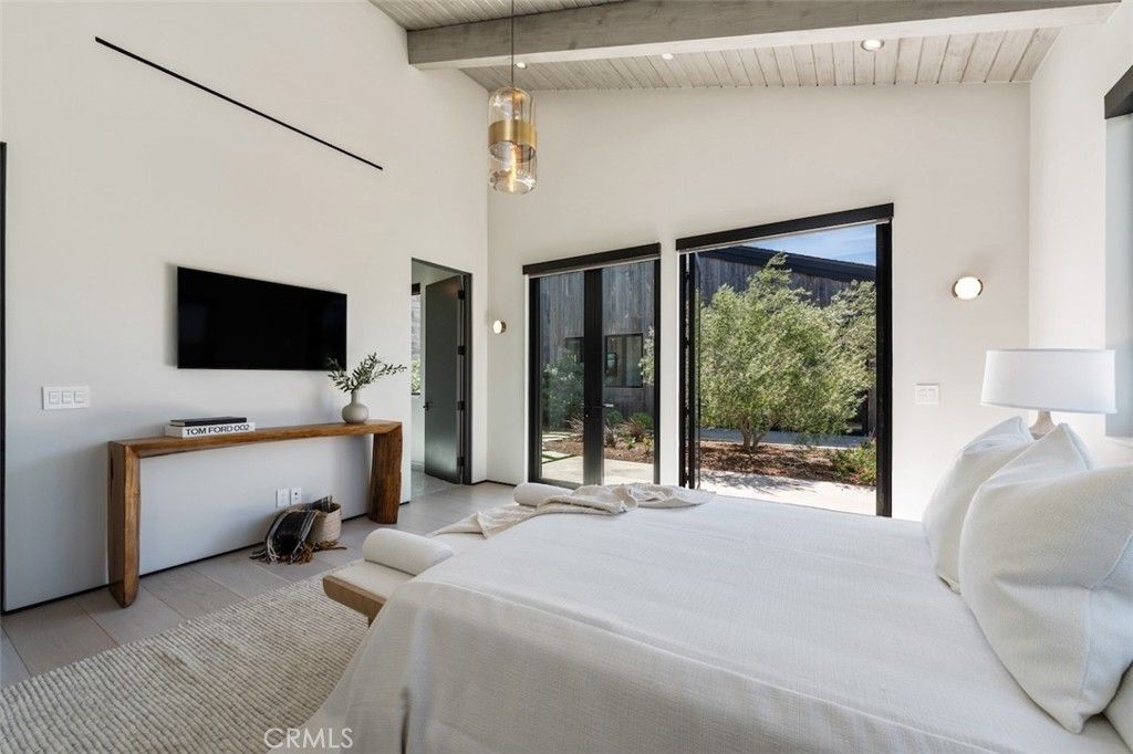 Bedroom, Interior, Pendant Lights, Wooden Beams, Wooden Ceilings