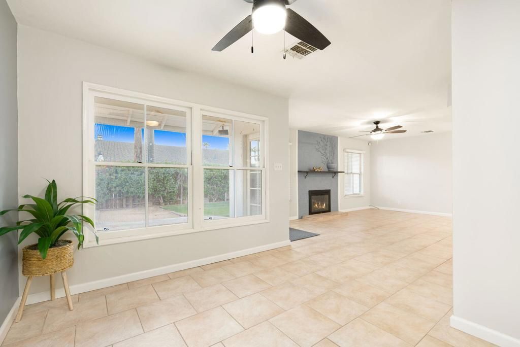 Empty room, Fireplace, Interior