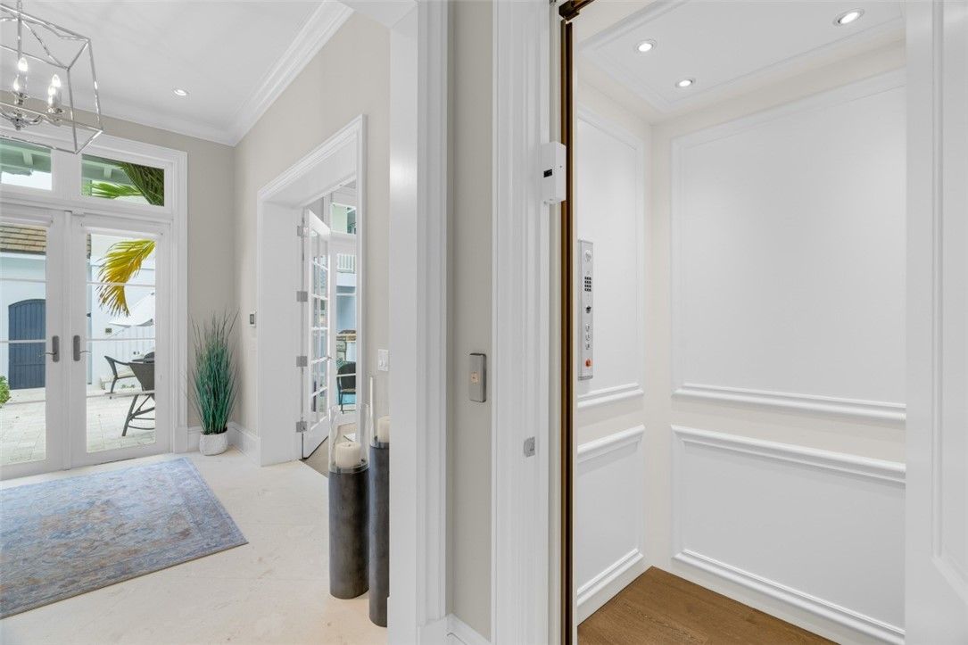 Elevator, Interior, Recessed Lighting