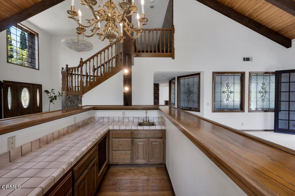 Chandelier, Interior, Wooden Beams, Wooden Ceilings, Wood Texture Flooring