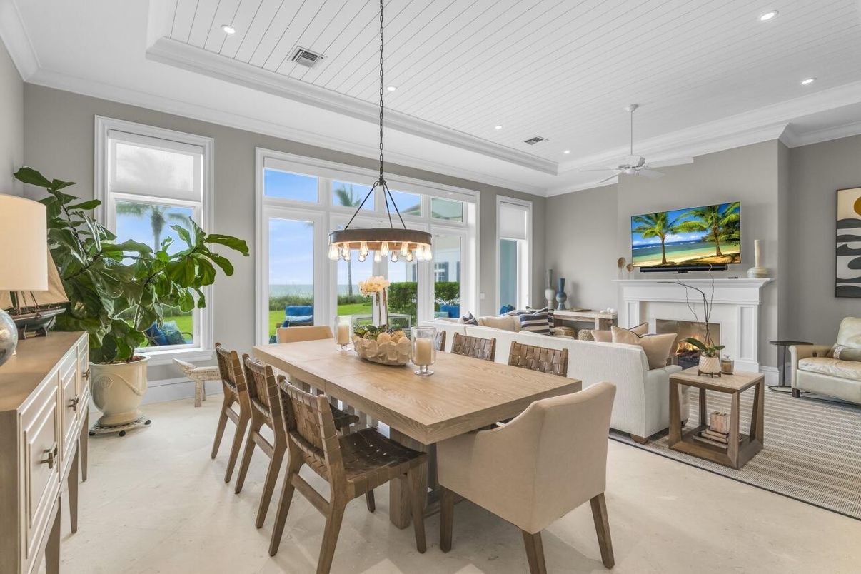 Dining room, Fireplace, Interior, Living room, Pendant Lights, Recessed Lighting