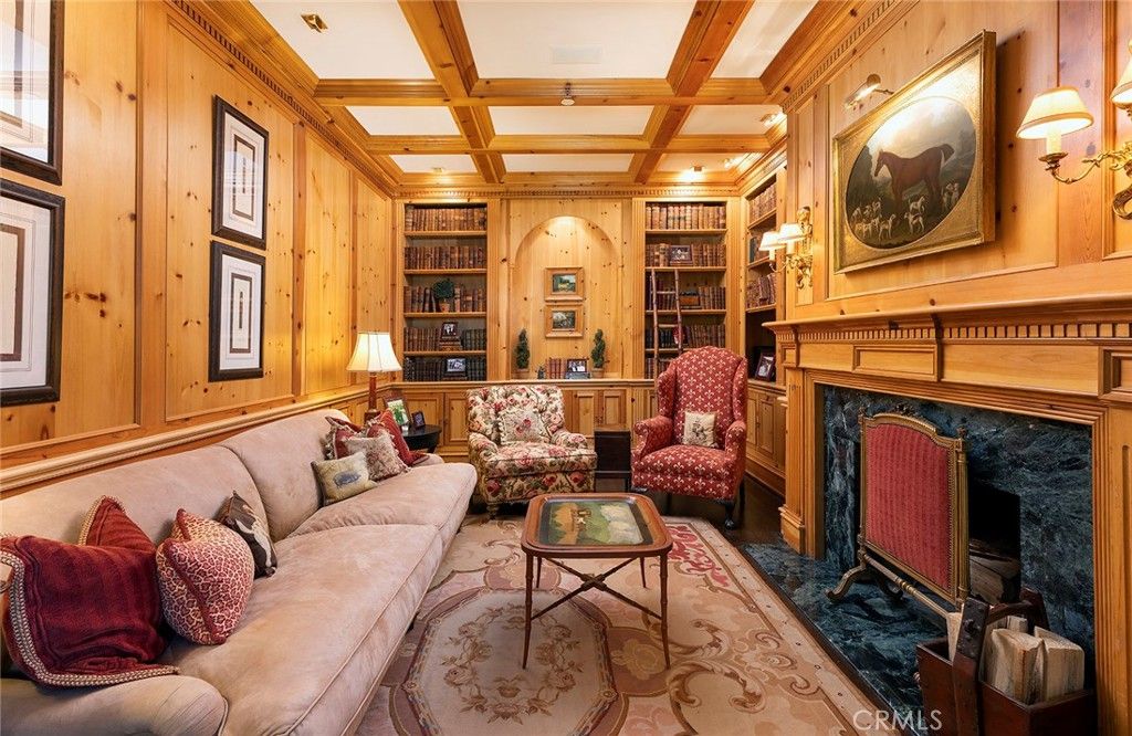 Fireplace, Interior, Living room, Recessed Lighting, Wooden Beams, Wooden Walls