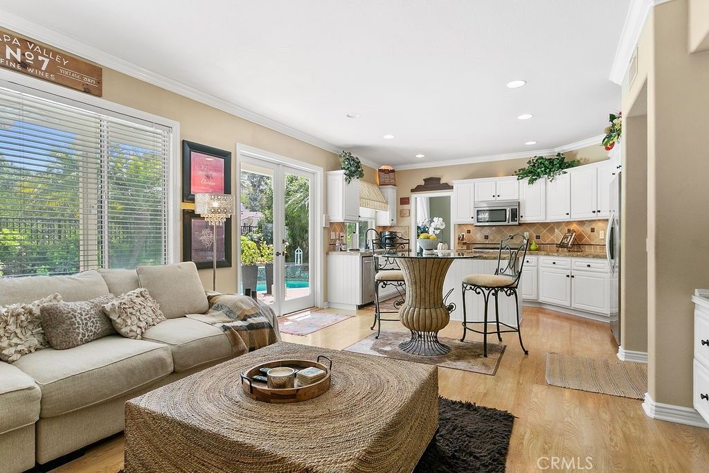Interior, Kitchen, Living room, Recessed Lighting, Wood Texture Flooring