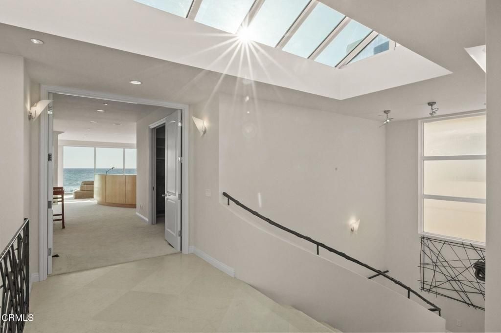 Glass Ceilings, Interior, Recessed Lighting, Water