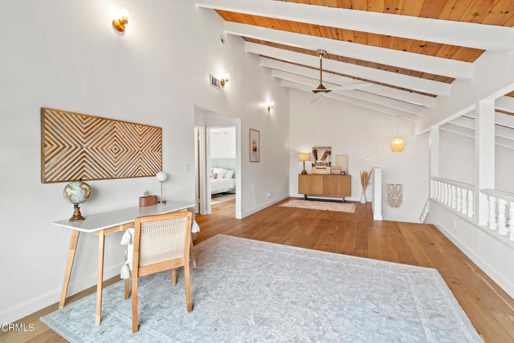 Interior, Pendant Lights, Wooden Beams, Wooden Ceilings, Wood Texture Flooring