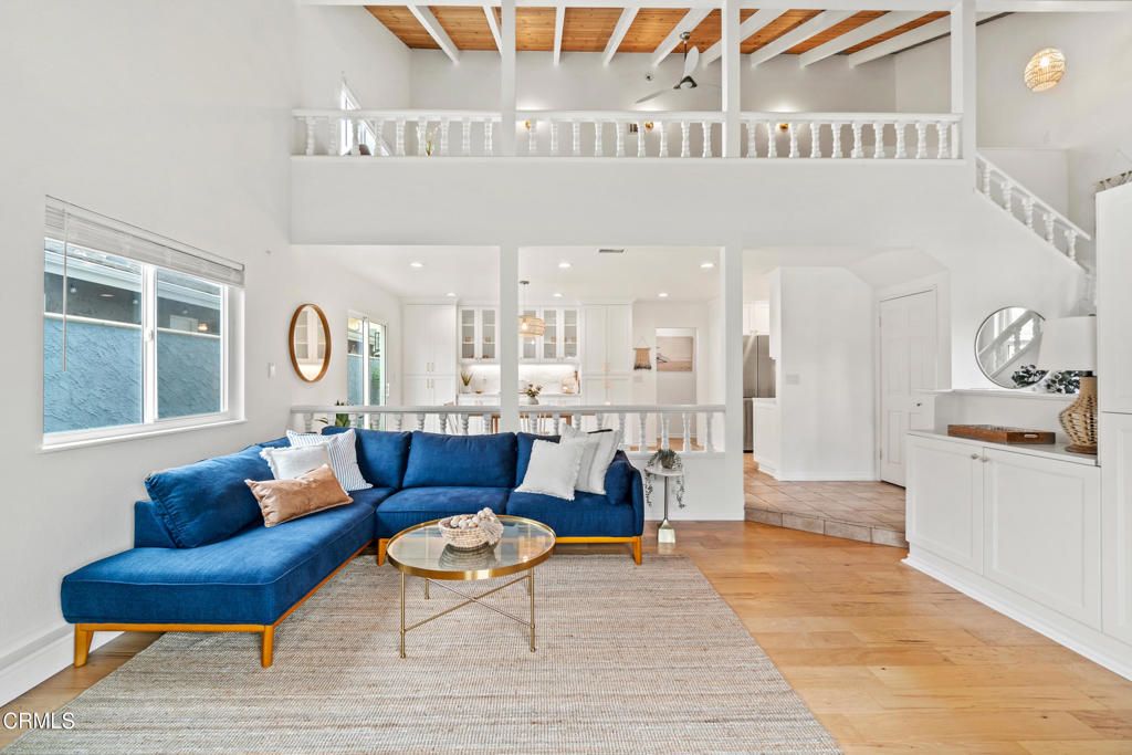 Interior, Living room, Recessed Lighting, Wooden Ceilings, Wood Texture Flooring