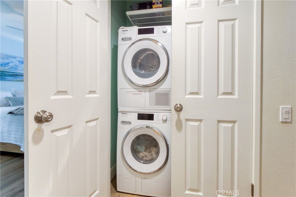 Interior, Utility Closets, Washer, Water