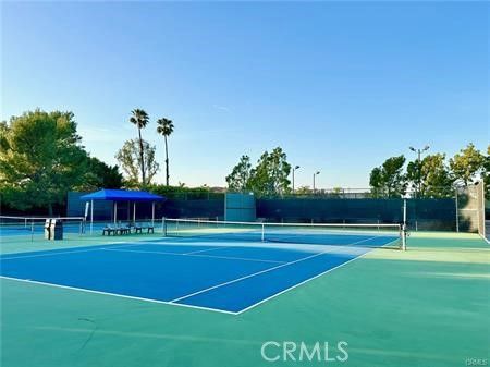 Exterior, Tennis Courts
