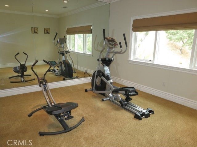 Fitness Equipment, Interior, Recessed Lighting