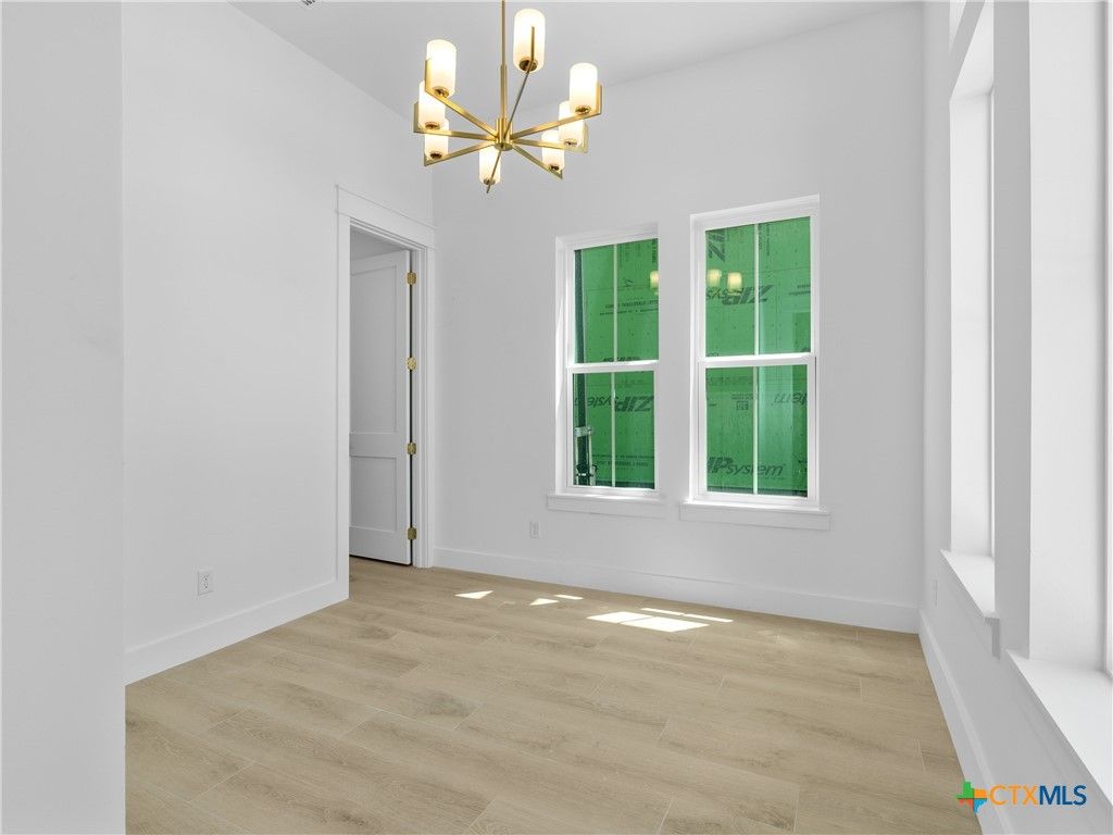Empty room, Interior, Pendant Lights, Wood Texture Flooring