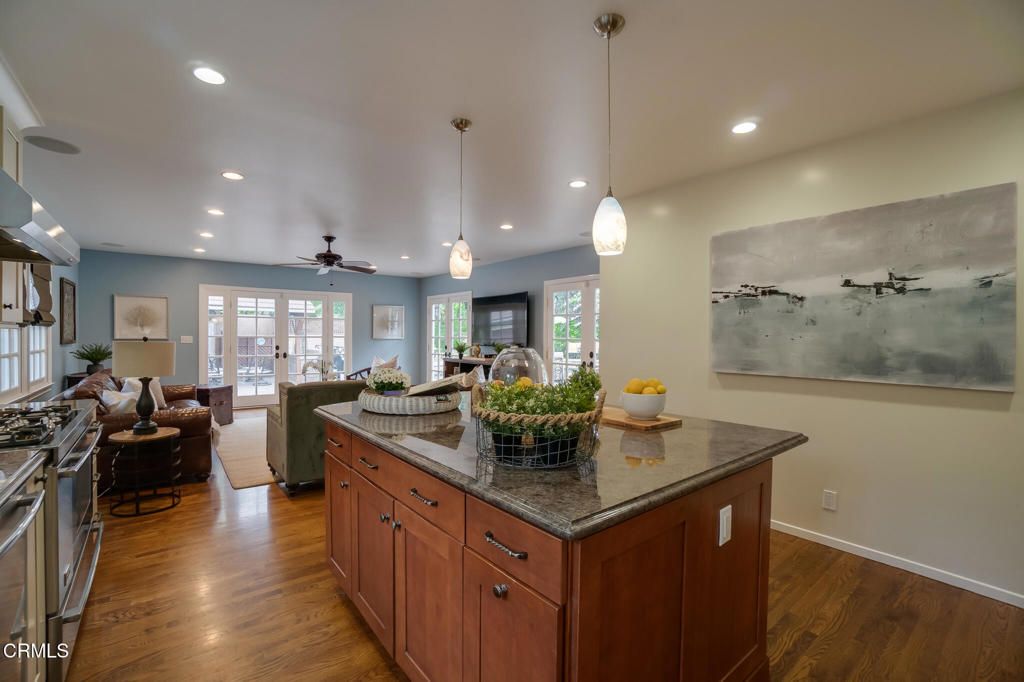 Interior, Kitchen, Living room, Pendant Lights, Recessed Lighting, Wood Texture Flooring