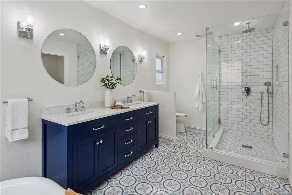 Bathroom, Dual Sink Vanities, Glass Shower, Interior, Recessed Lighting
