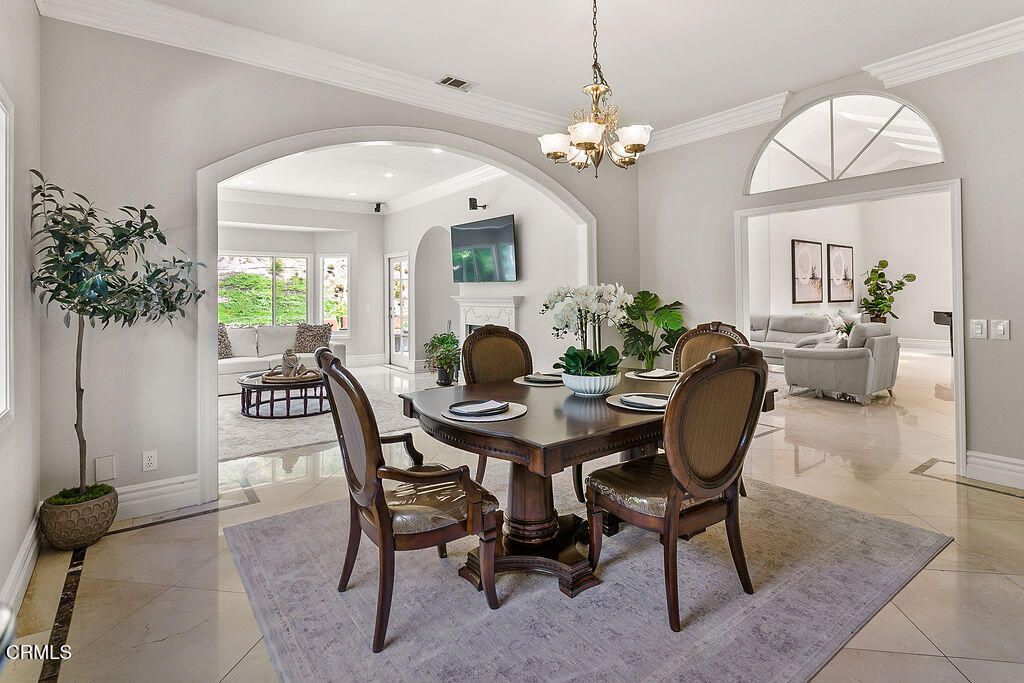 Chandelier, Dining room, Fireplace, Interior, Living room, Recessed Lighting