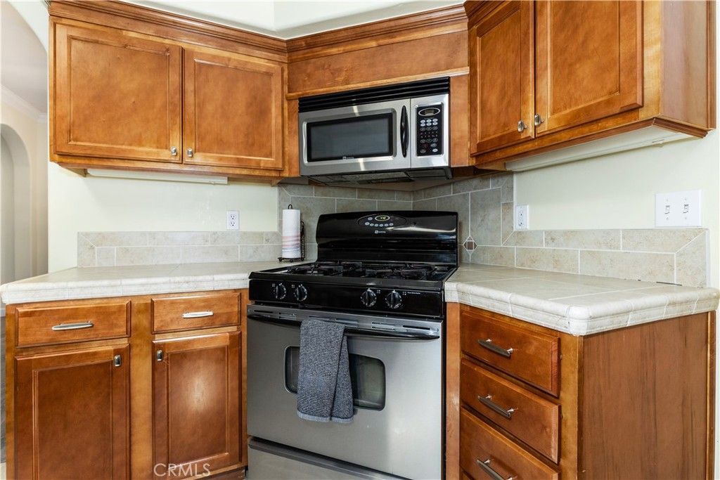 Interior, Kitchen, Tile Countertops