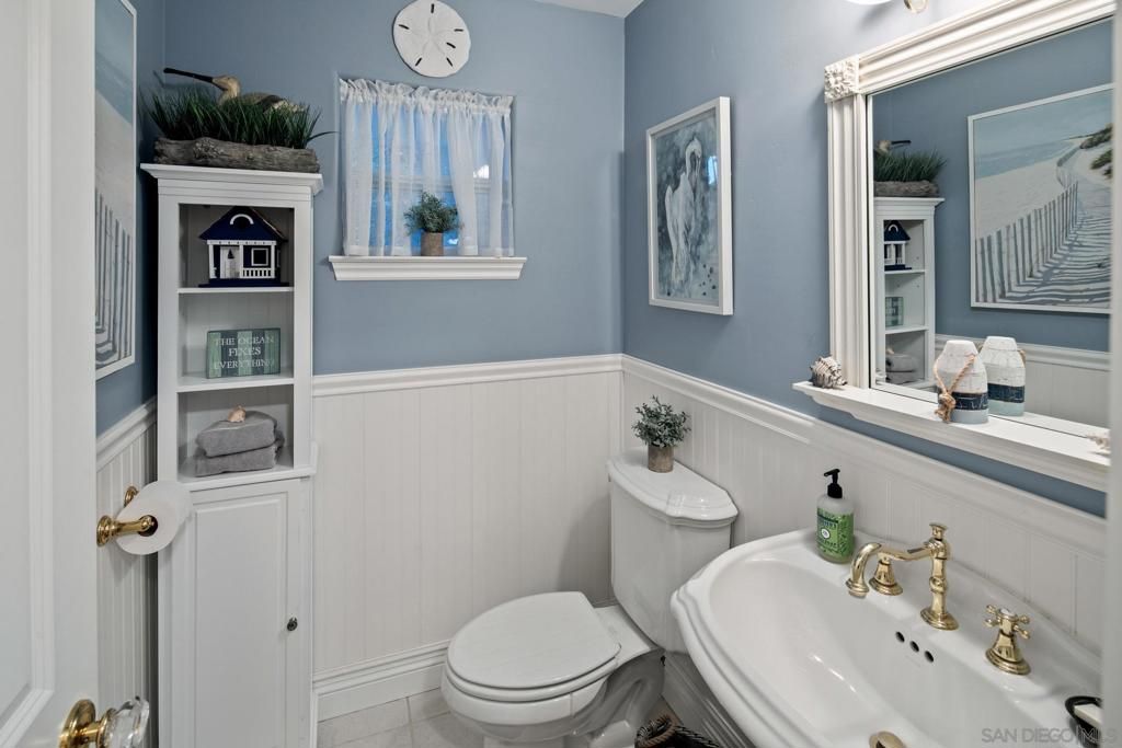 Bathroom, Interior