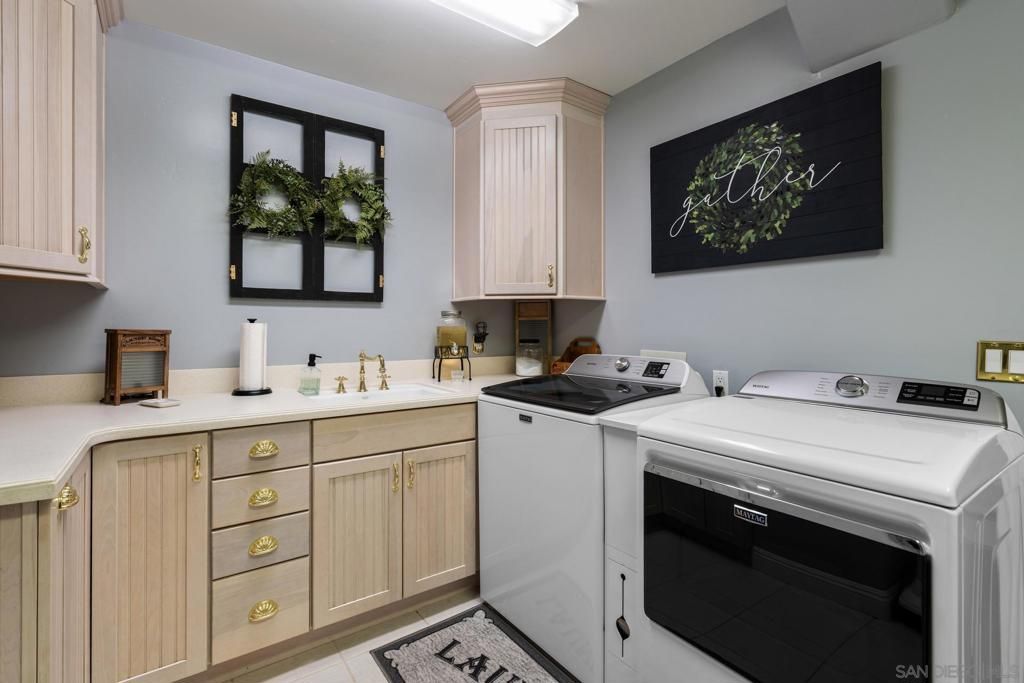 Interior, Washer