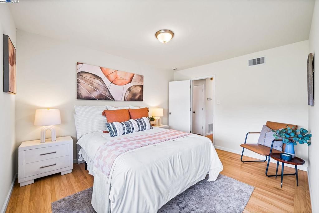 Bedroom, Interior, Wood Texture Flooring