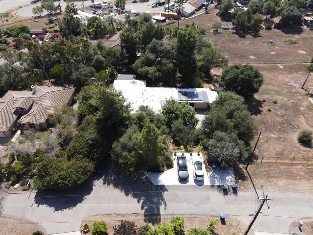Exterior, Drone