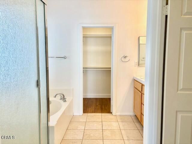 Bathroom, Interior, Wood Texture Flooring