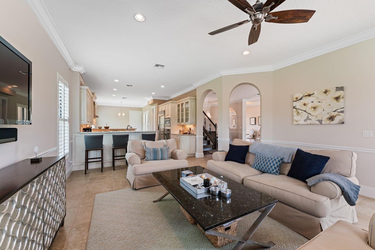 Interior, Kitchen, Living room, Pendant Lights, Recessed Lighting