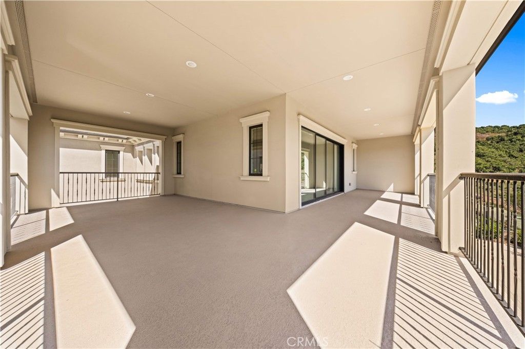 Exterior, Recessed Lighting