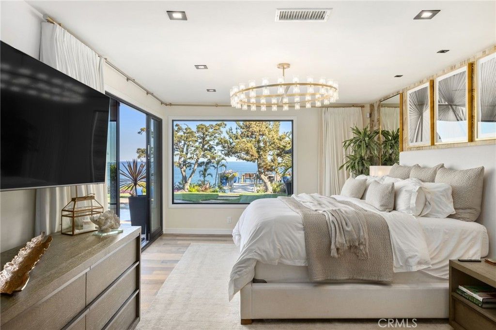 Bedroom, Chandelier, Interior, Recessed Lighting, Wood Texture Flooring