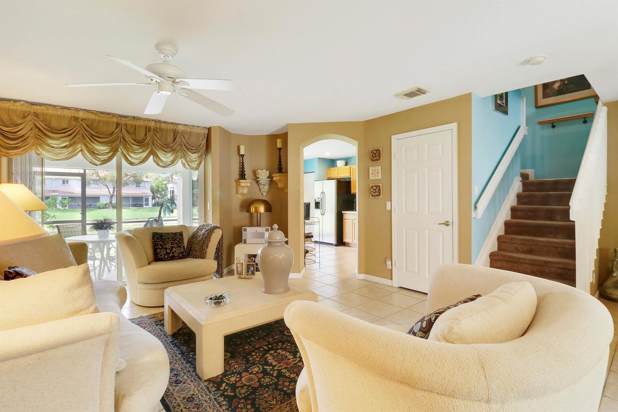 Dining room, Interior, Kitchen, Living room