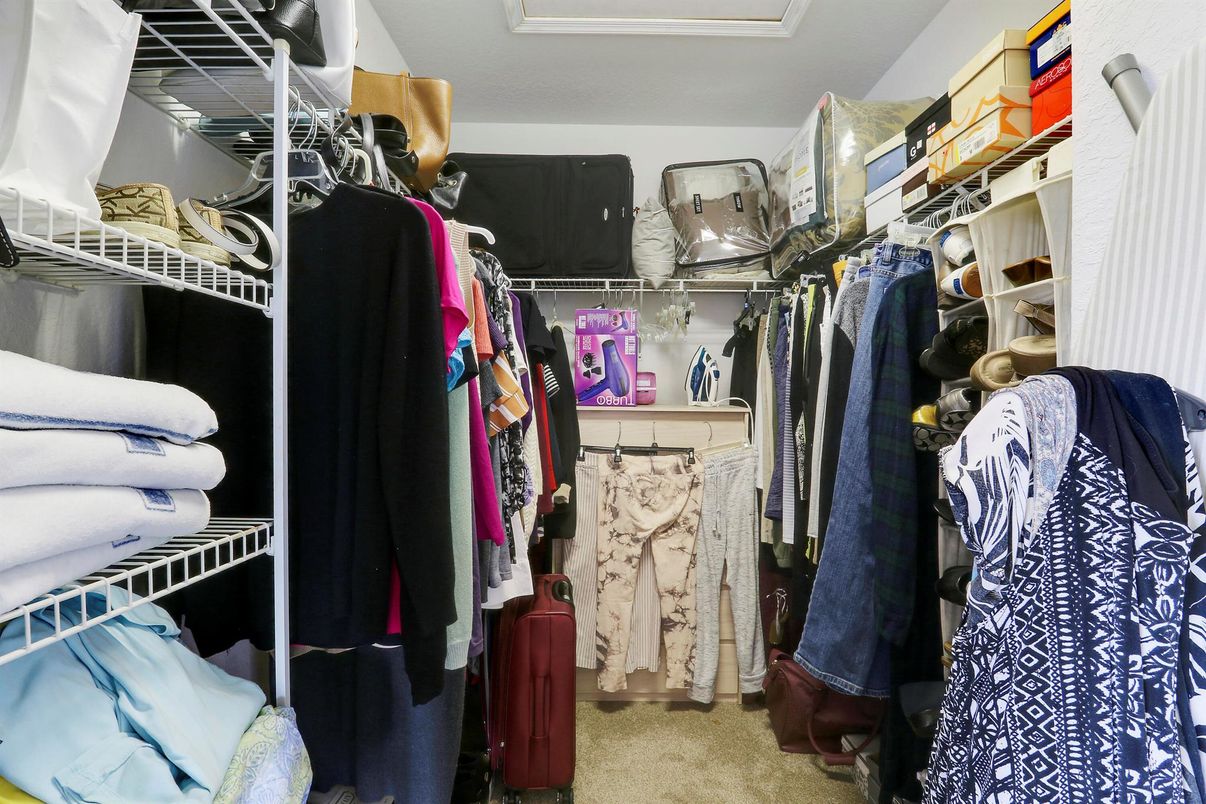 Interior, Walk-in Closets