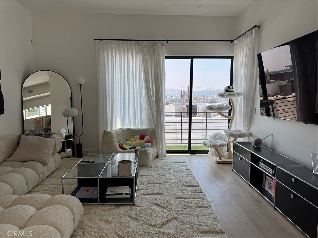 Interior, Living room, Water, Wood Texture Flooring