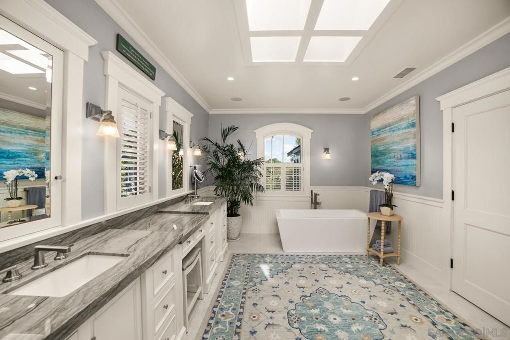 Bathroom, Dual Sink Vanities, Free Standing Baths, Interior, Recessed Lighting