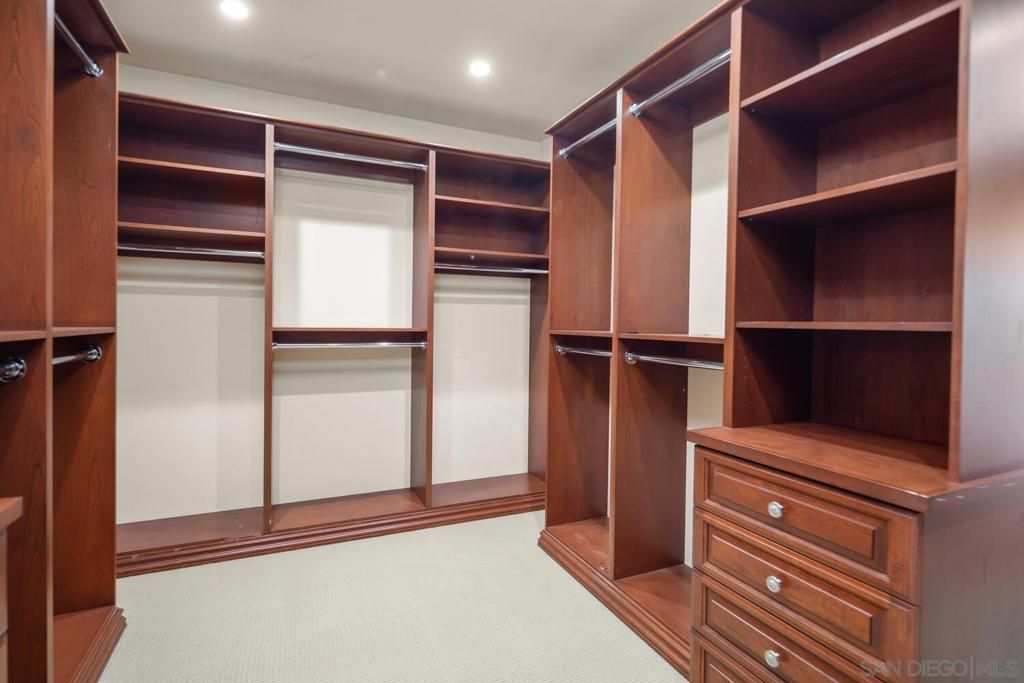 Interior, Recessed Lighting, Walk-in Closets