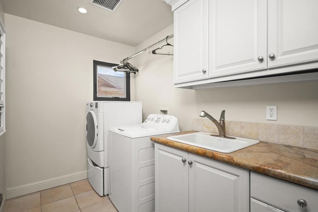 Interior, Recessed Lighting, Washer