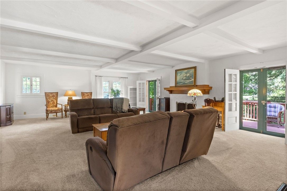 Fireplace, Interior, Living room