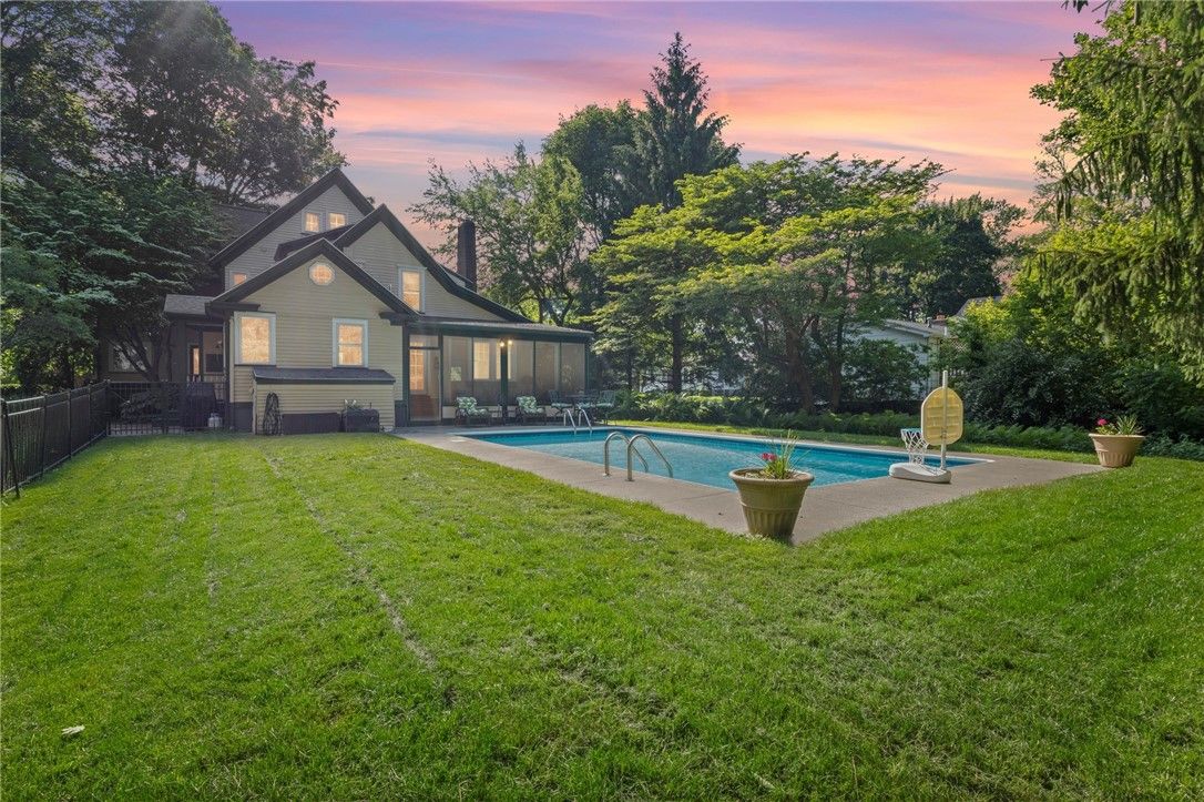 Backyard, Exterior, Pool