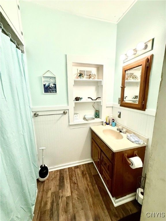 Bathroom, Interior, Wood Texture Flooring