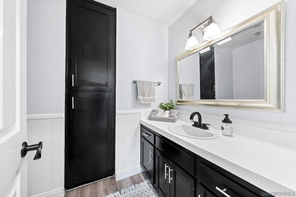 Bathroom, Dual Sink Vanities, Interior, Wood Texture Flooring