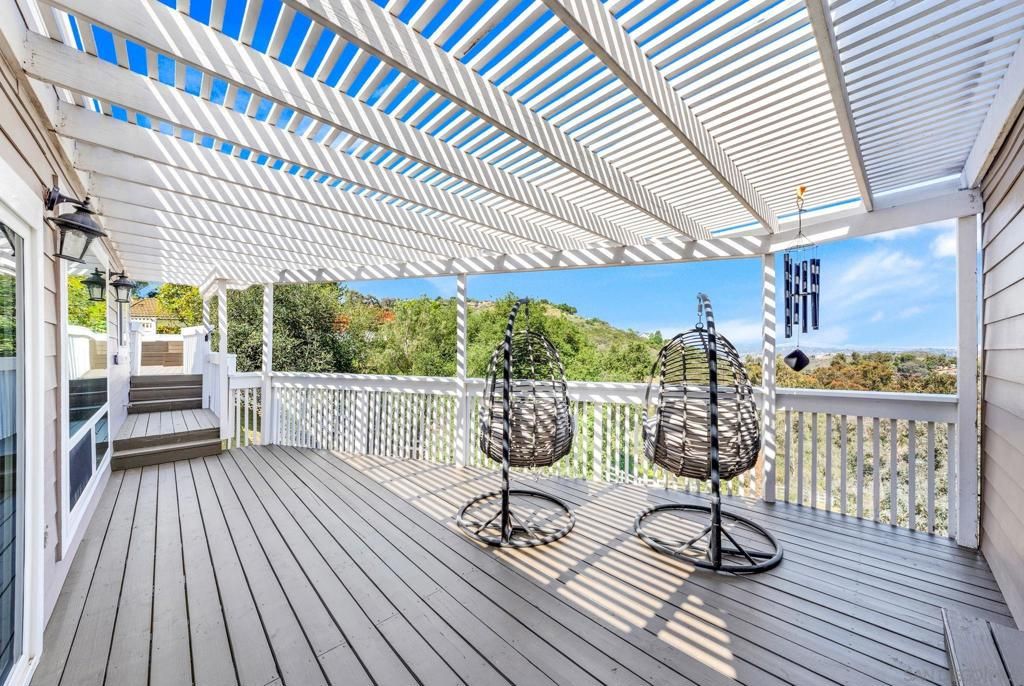 Exterior, Wood Texture Flooring