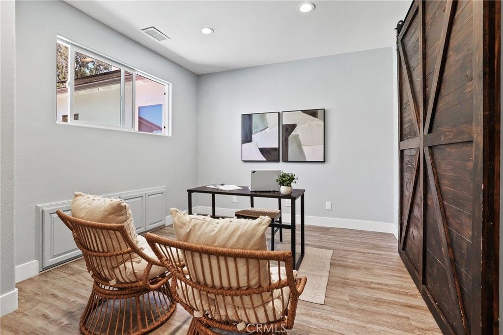 Home Office, Interior, Recessed Lighting, Wood Texture Flooring