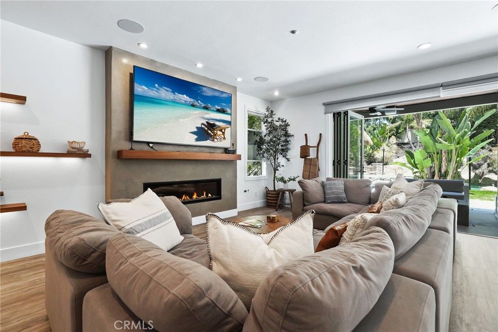 Fireplace, Interior, Living room, Recessed Lighting, Wood Texture Flooring