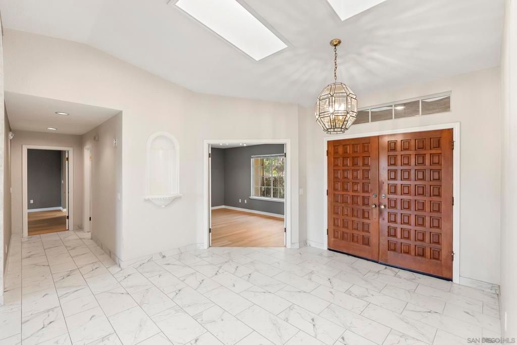 Chandelier, Interior, Marble, Recessed Lighting, Wood Texture Flooring