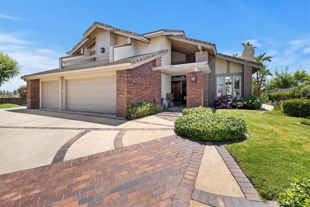 Attached, Exterior, Facade, Brick Facade, Mediterranean