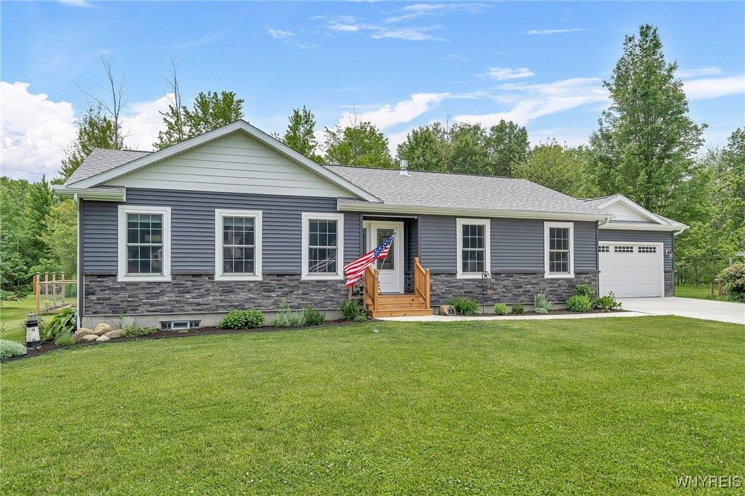 Attached, Backyard, Exterior, Facade, Ranch